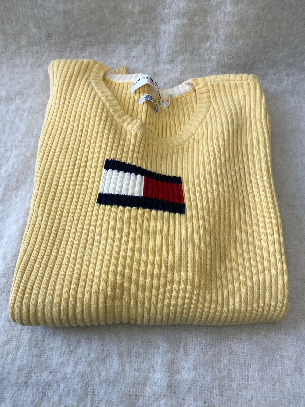 Tommy Hilfiger Pastel Yellow Ribbed Crewneck Sweater with Flag Logo Size XL